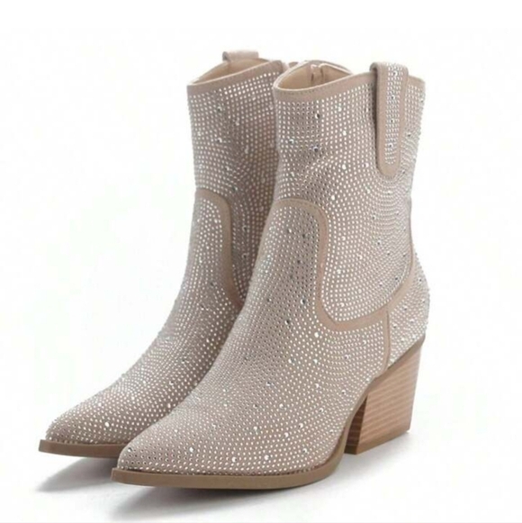 Elegant Beige Ankle Boots - Picture 6 of 8